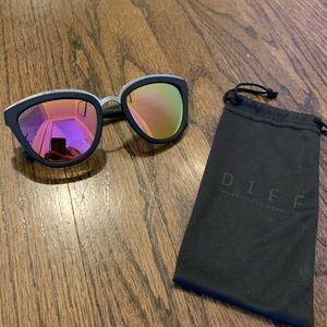 DIFF Eyewear Polarized Rose sunglasses